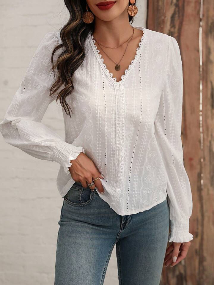 Blouse Femme à Col V avec Dentelle et Manches Longues