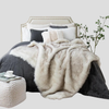 Couverture de luxe en fausse fourrure