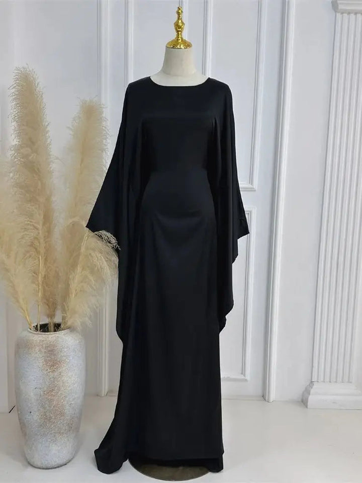 Robe Maxi Élégante avec Bretelles Fines et Fente Haute