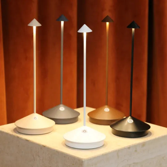 Lampe de table LED sans fil pour une atmosphère confortable et moderne