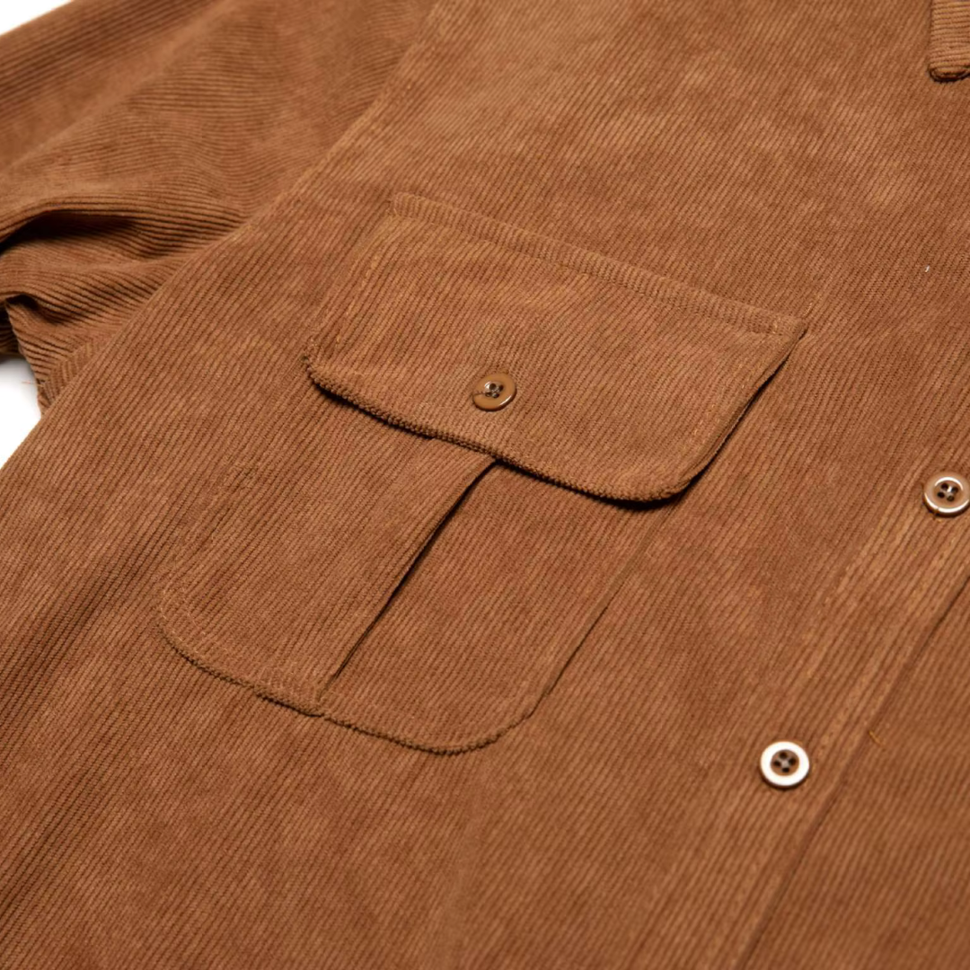 Chemise en corduroy classique pour hommes