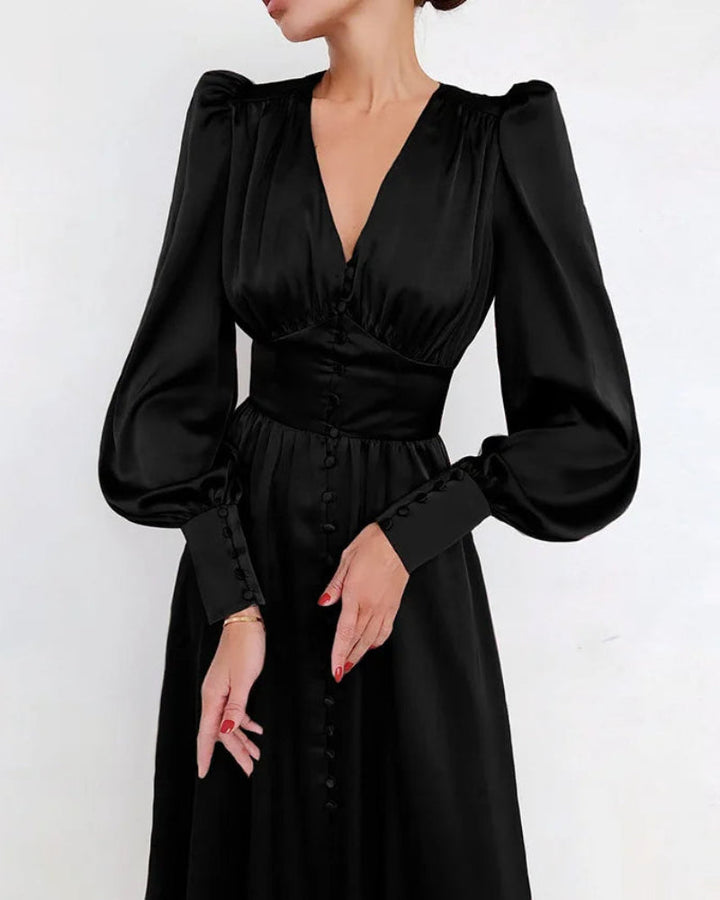 Robe Maxi Satin Élegante à Décolleté en V pour Femmes Élégance Intemporelle avec une Touche Moderne