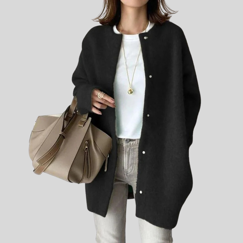 Cardigan Élégant – Couche Tricotée Raffinée