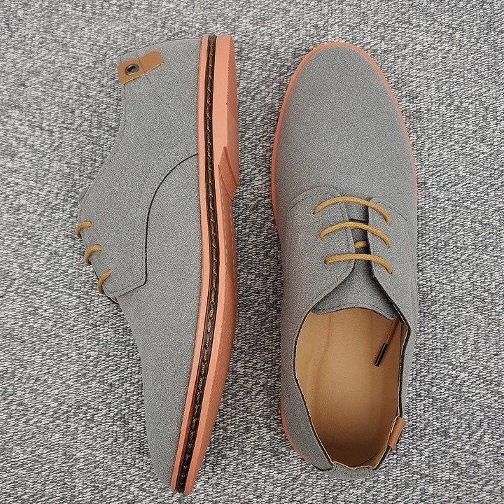 Chaussures Oxford en Suède et Cuir ClassicStep Artisanat Raffiné pour l'Homme Moderne
