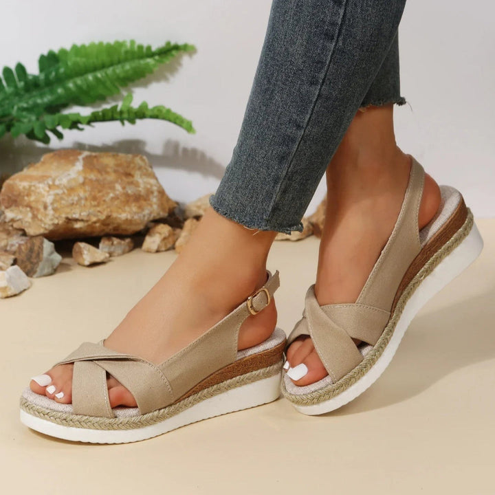 Sandales Wedges Ouvertes à la Mode pour Femmes - Élevez Votre Style d'Été avec Confort et Élégance