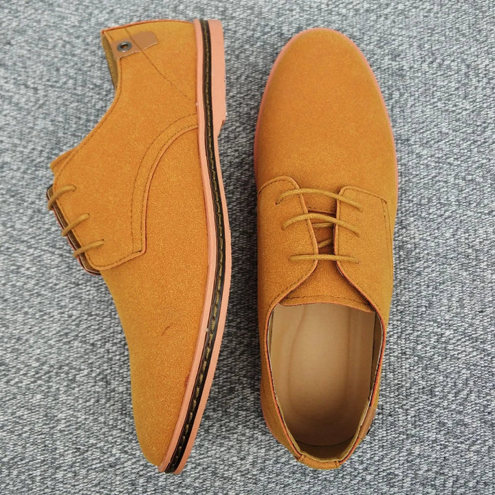 Chaussures Oxford en Suède et Cuir ClassicStep Artisanat Raffiné pour l'Homme Moderne