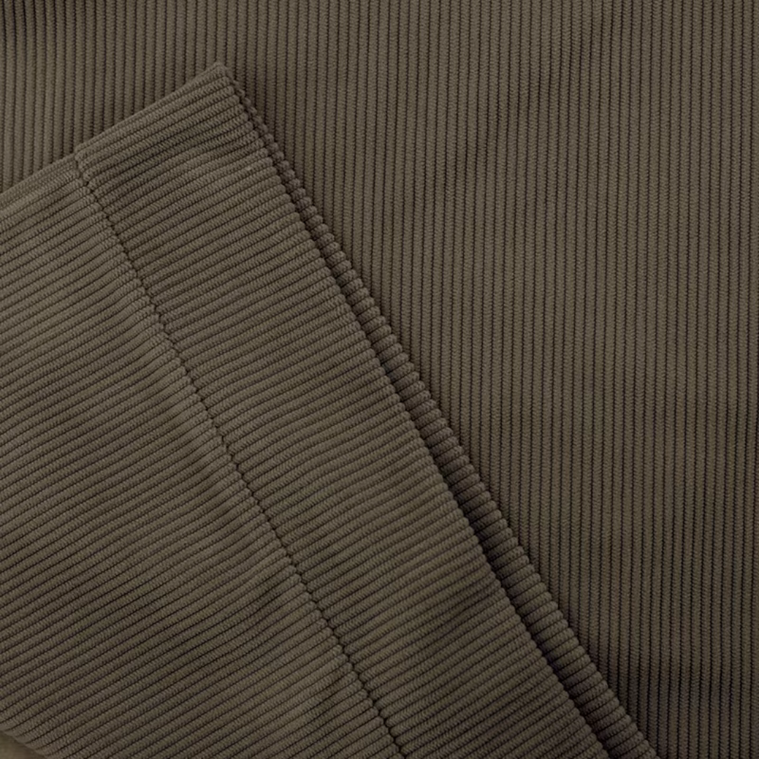Pull en corduroy homme stylé et confortable