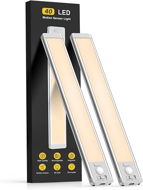 Lumière à capteur de mouvement sous armoire
