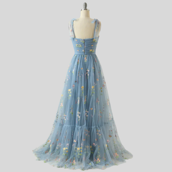 Robe de bal en tulle brodée élégante – Tenue de soirée