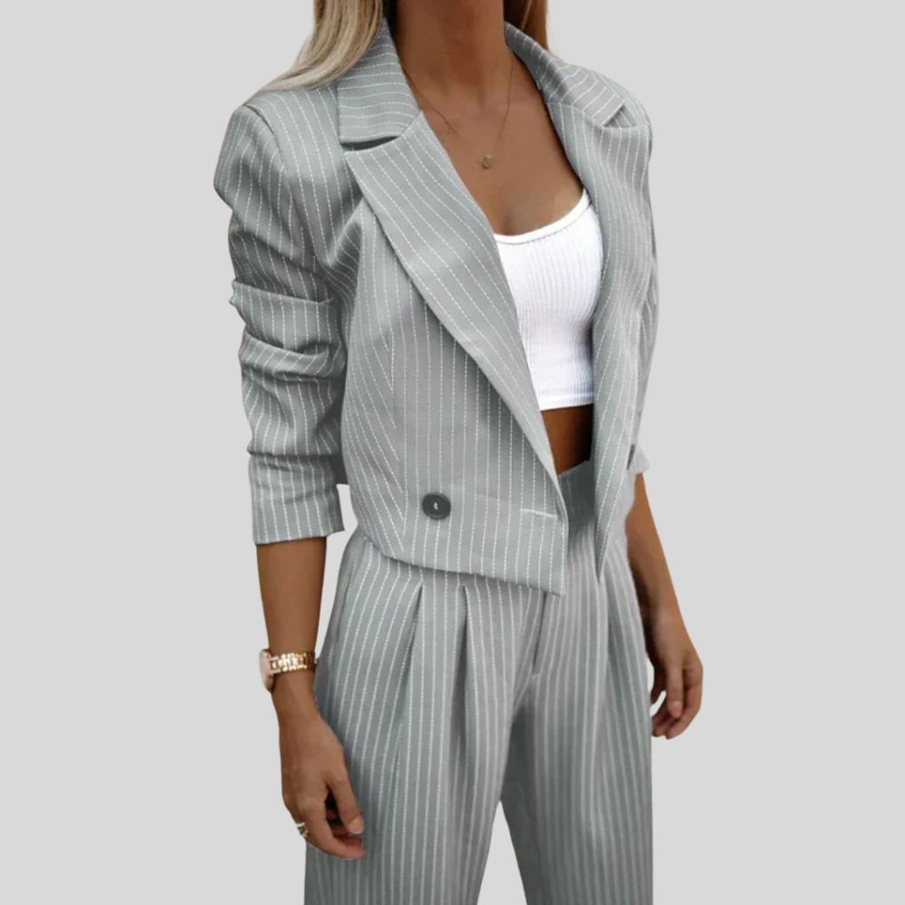 Ensemble de Costume Femme – Design Sienna Deux Pièces pour Toute la Journée