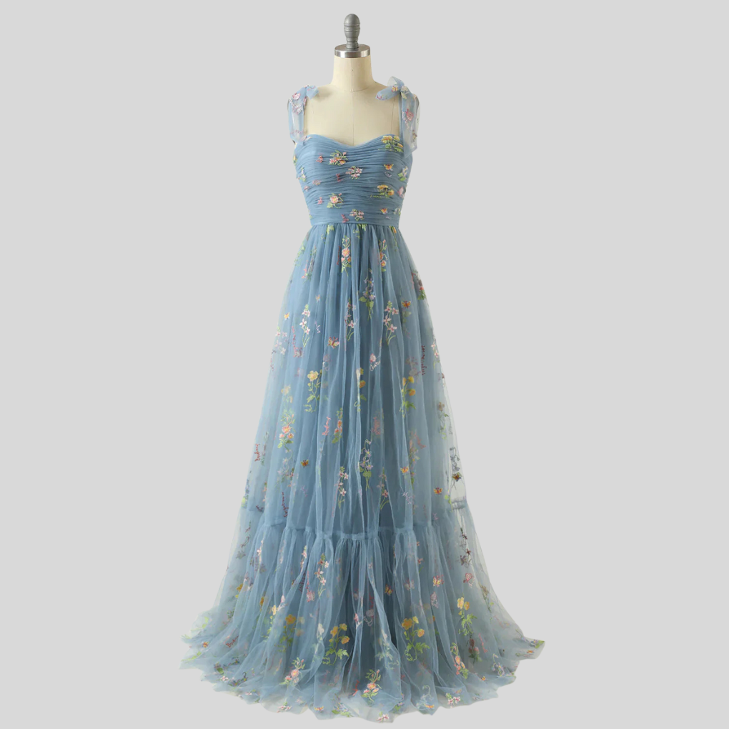 Robe de bal en tulle brodée élégante – Tenue de soirée
