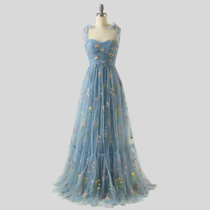 Robe de bal en tulle brodée élégante – Tenue de soirée
