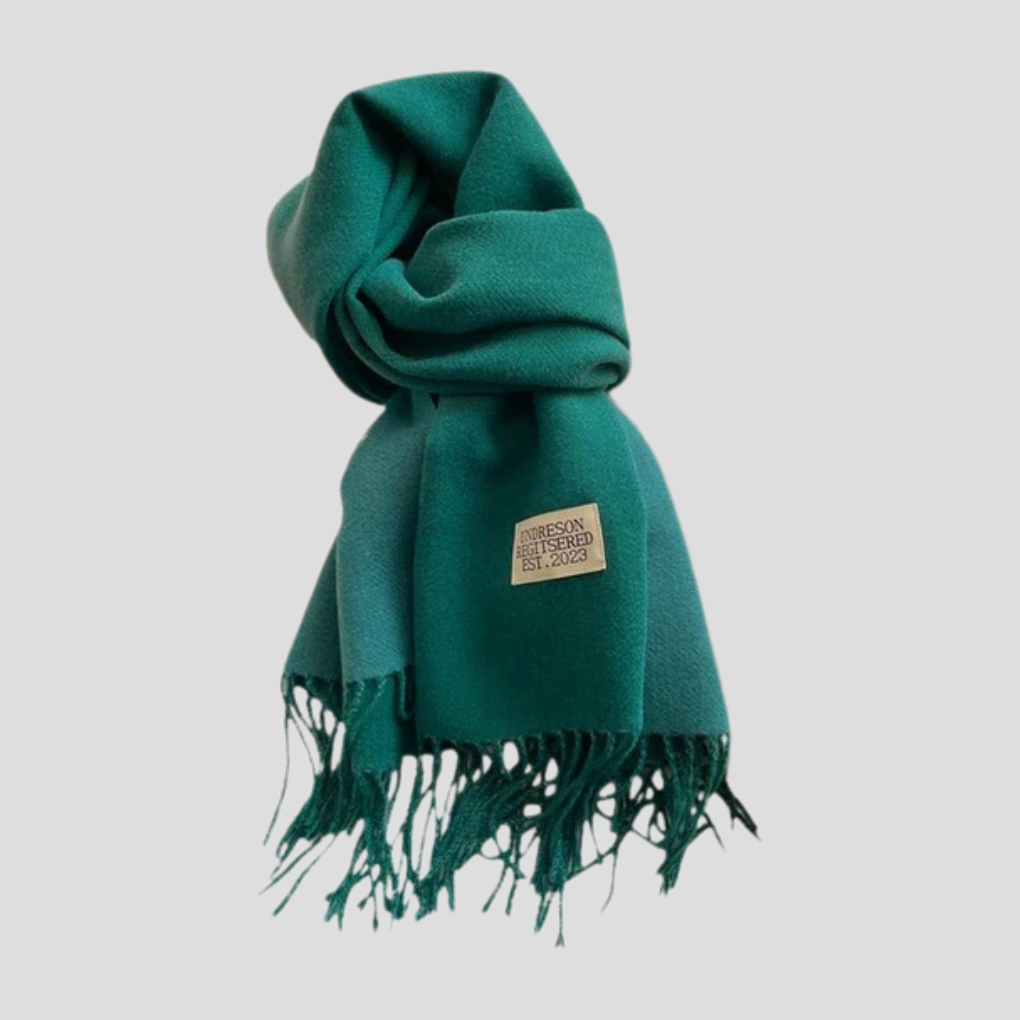 Écharpe en laine style hivernal classique