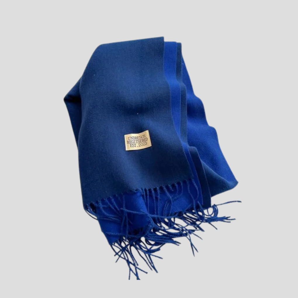 Écharpe en laine style hivernal classique