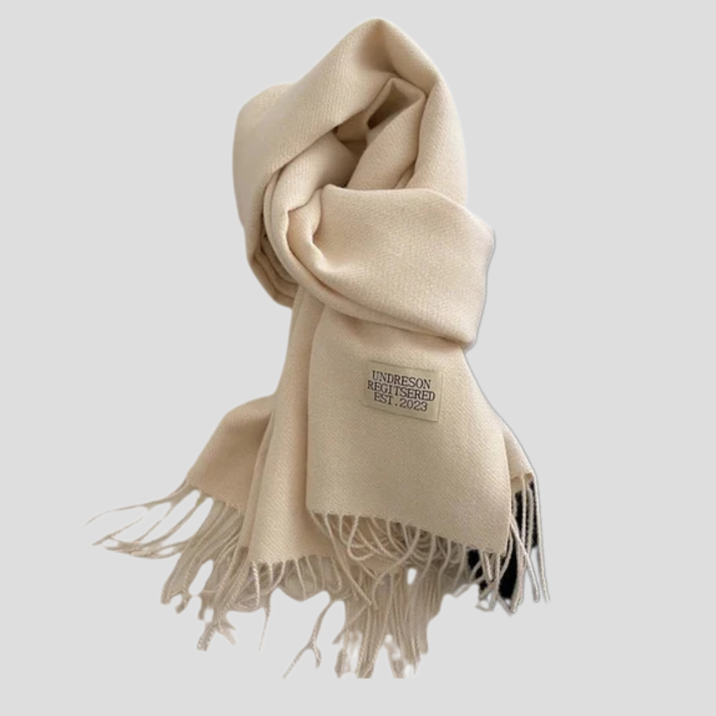 Écharpe en laine style hivernal classique