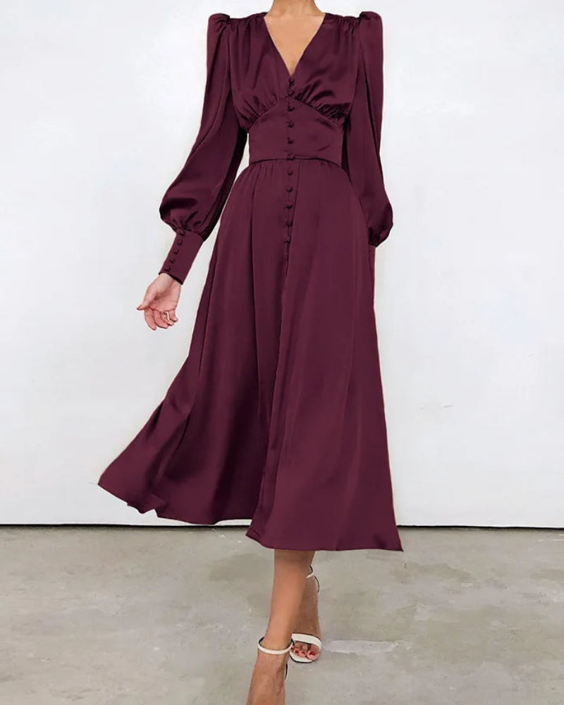Robe Maxi Satin Élegante à Décolleté en V pour Femmes Élégance Intemporelle avec une Touche Moderne