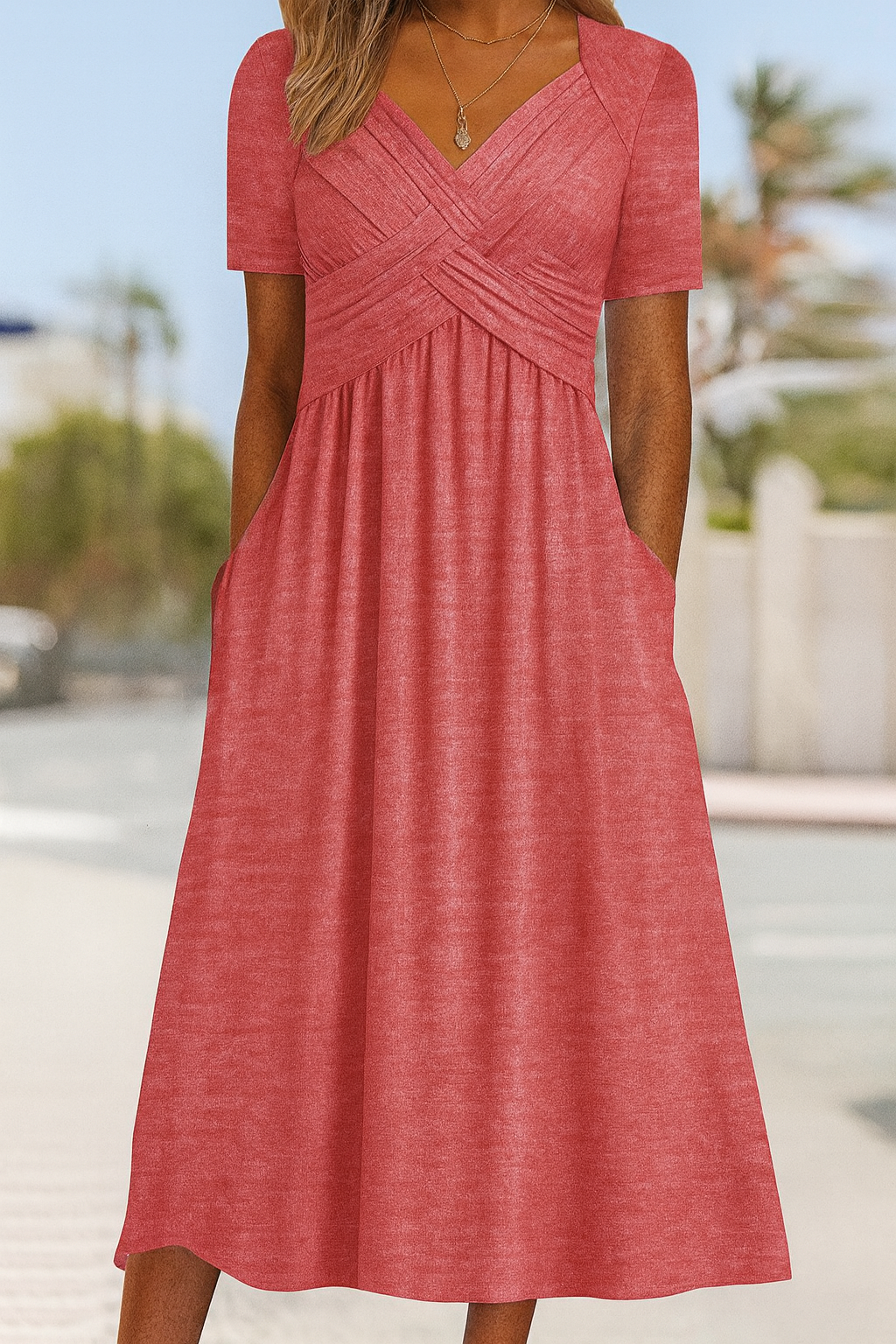 Robe Courte à Manches Croisées