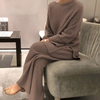 Ensemble pull tricoté et pantalon