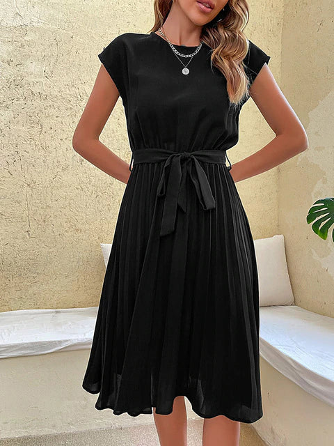 Robe Mini Plissée à Manches Courtes