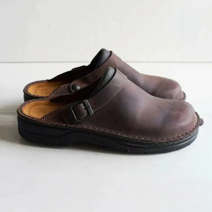 Pantoufles en cuir