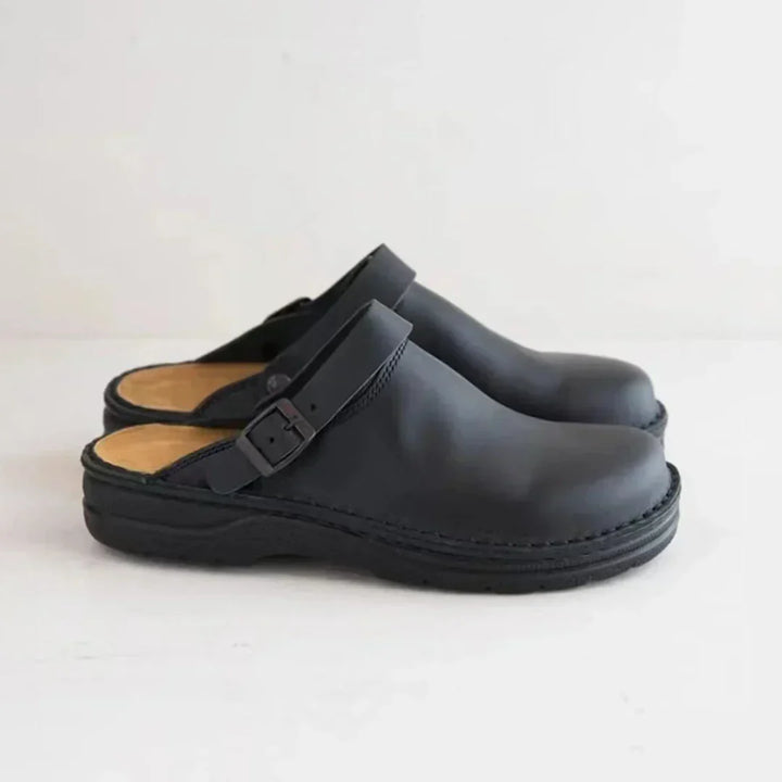 Pantoufles en cuir