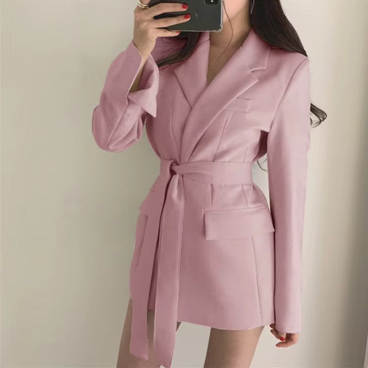 Blazer Ceinturé pour Femme – Structure Élégante & Style Polyvalent