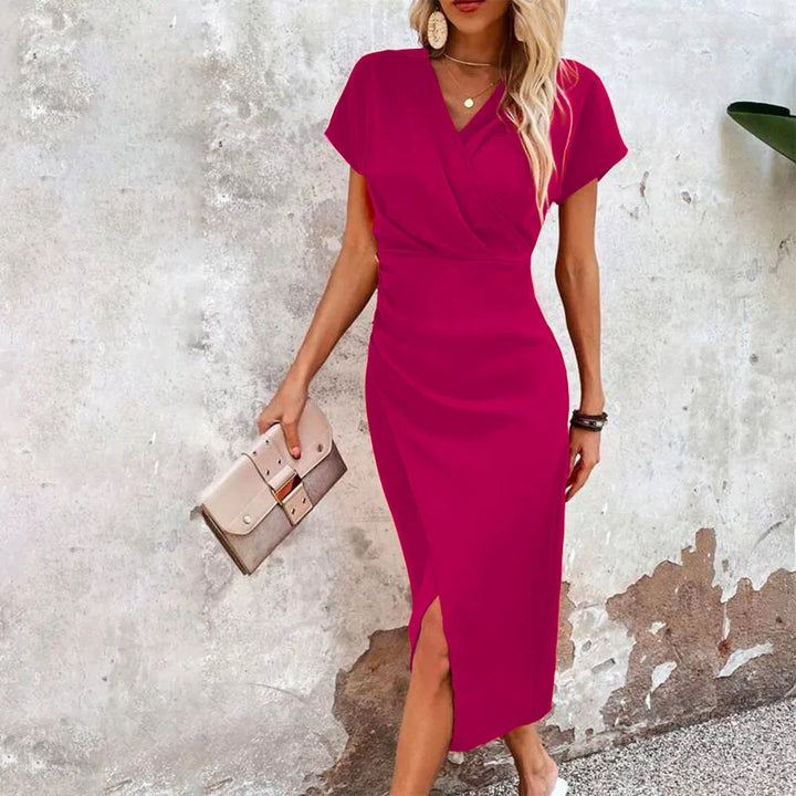 Maggiena – Robe Mini Courte à Décolleté en V pour Femmes | Charme Sans Effort