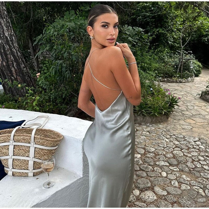 Robe Maxi Sans Manches Avec Ceinture Satin