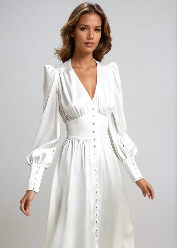 Robe Maxi Satin Élegante à Décolleté en V pour Femmes Élégance Intemporelle avec une Touche Moderne