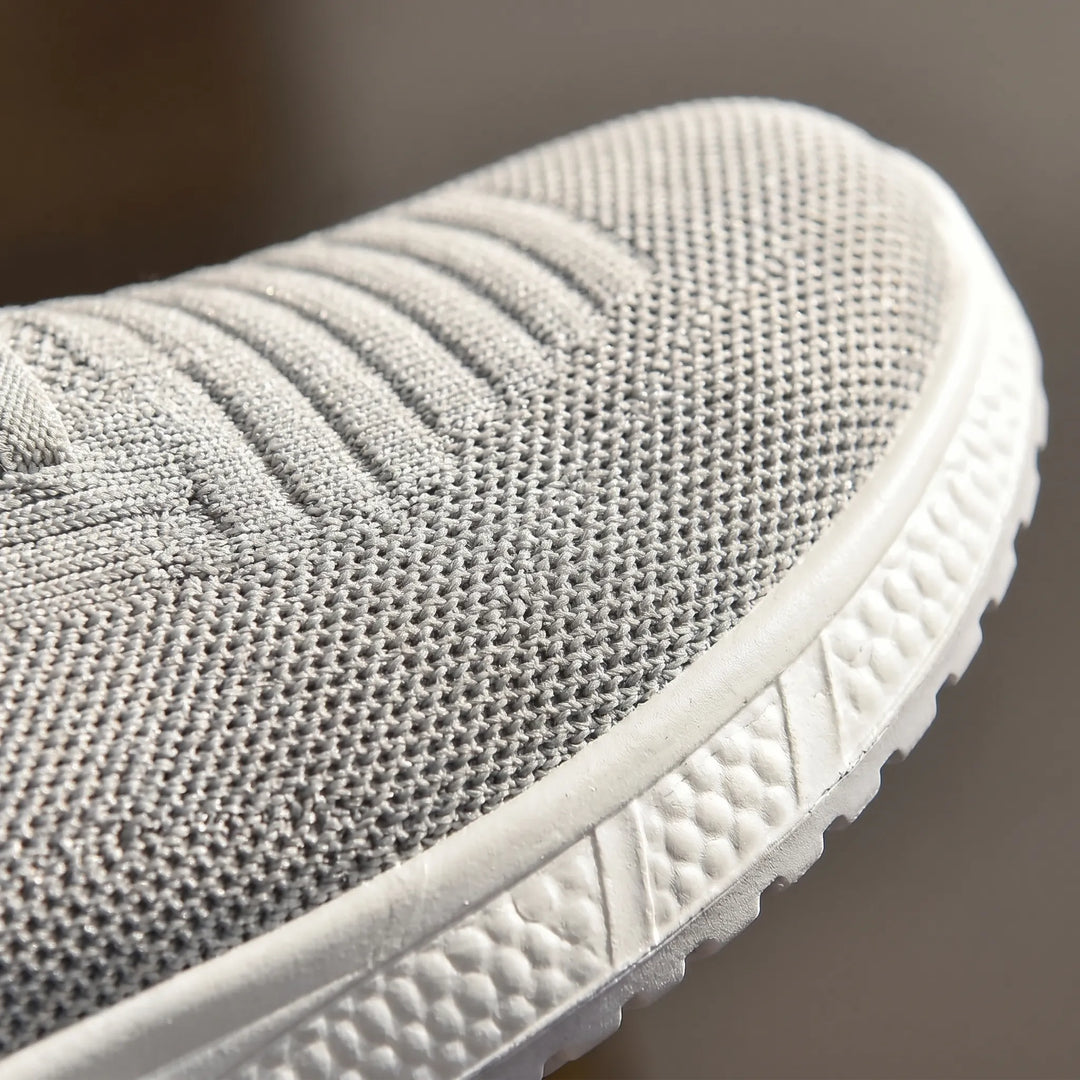 Chaussures de sport orthopédiques à enfiler avec lacets élastiques