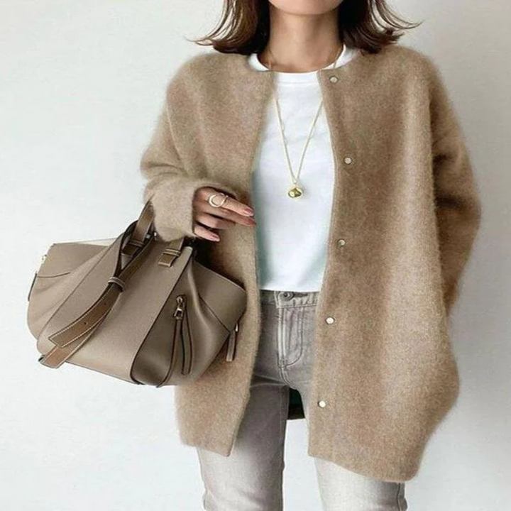 Cardigan en Tricot Verena – Style Polyvalent pour Looks Superposés