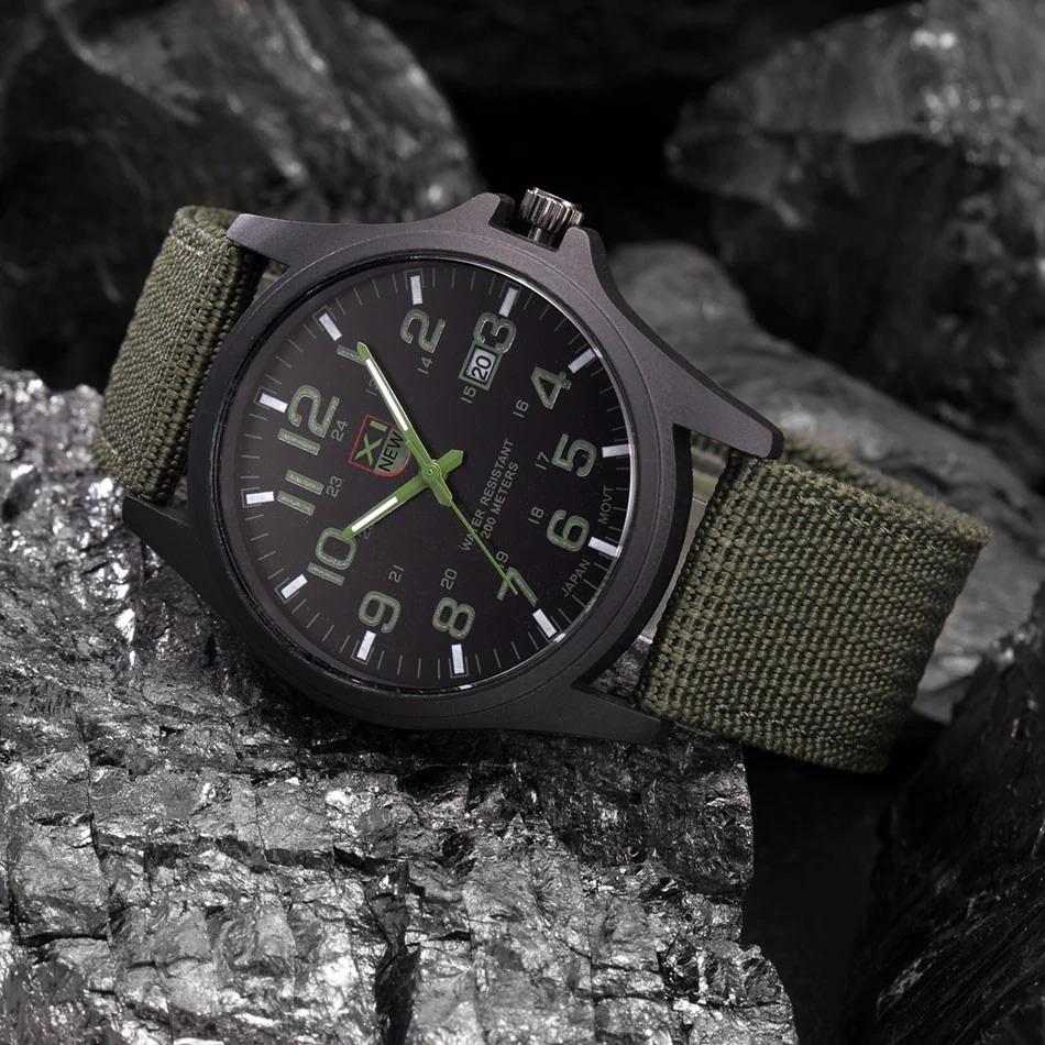 Montre Militaire Robuste avec Cadran Illuminé