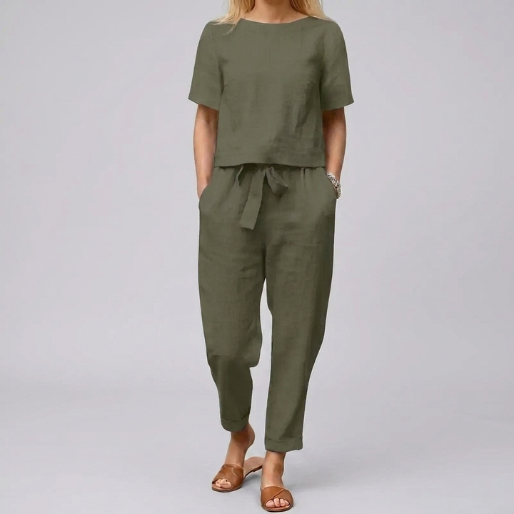 Ensemble d'Été Aéré Apporte Légèreté, Style Sans Effort aux Jours Chauds