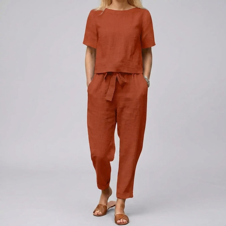Ensemble d'Été Aéré Apporte Légèreté, Style Sans Effort aux Jours Chauds