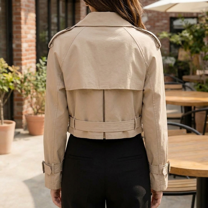 Manteau Trench à Boucle de Ceinture Apporte Élégance Casual aux Saisons Transitoires