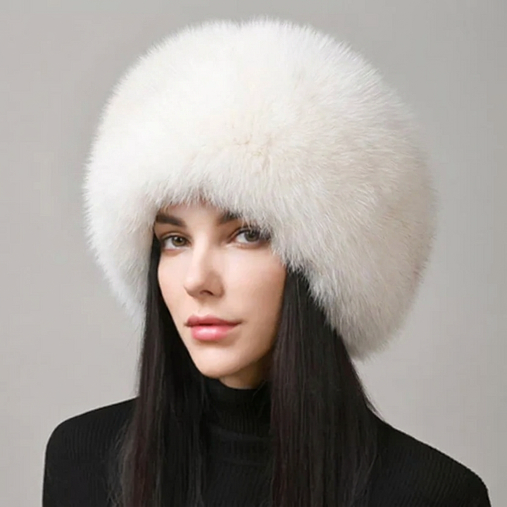 Chapeau d'hiver en fourrure de renard fausse-naturelle avec boucles d'oreilles