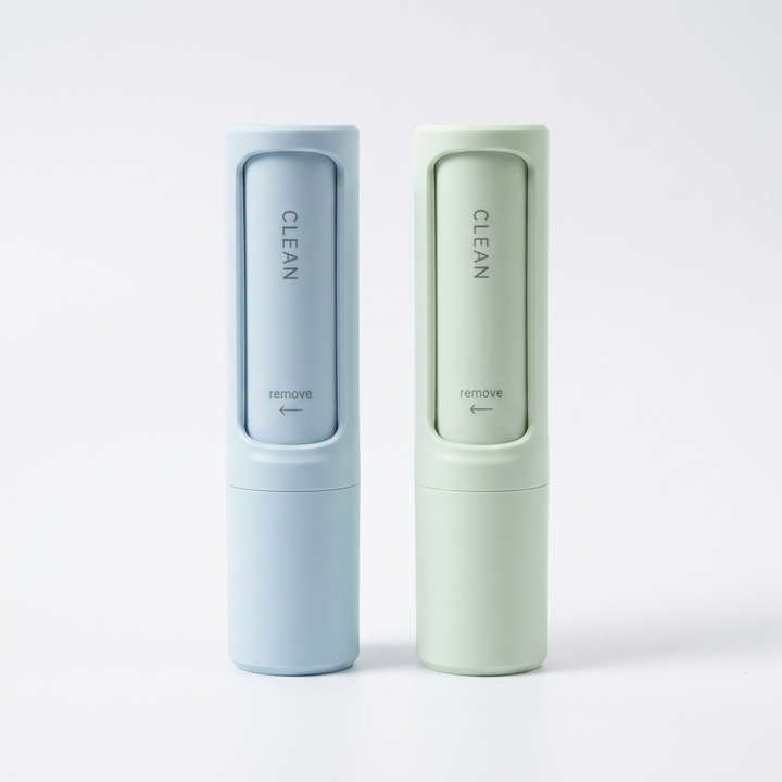 Outil portable de nettoyage des poils d'animaux auto-nettoyant