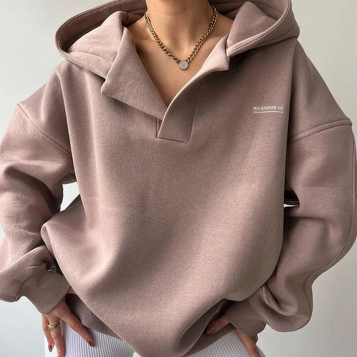 Pull-over à capuche lâche pour femmes – Édition Hiver Sibylla