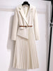 Grace | Robe Midi Style Blazer Ceinturée Plissée