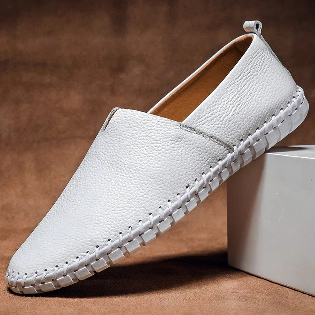 Mocassins Élegants Mat En Cuir Véritable