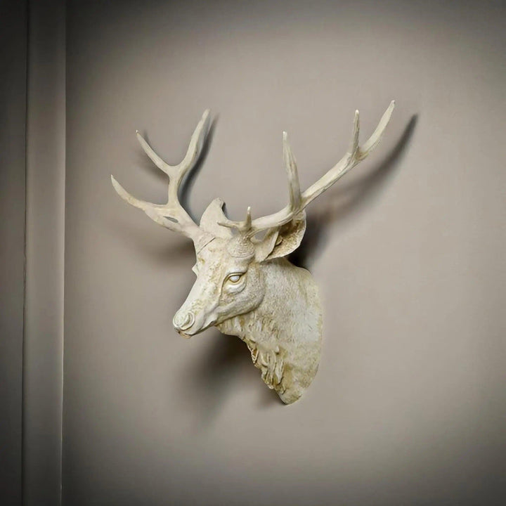 Décor mural tête de cerf majestueuse