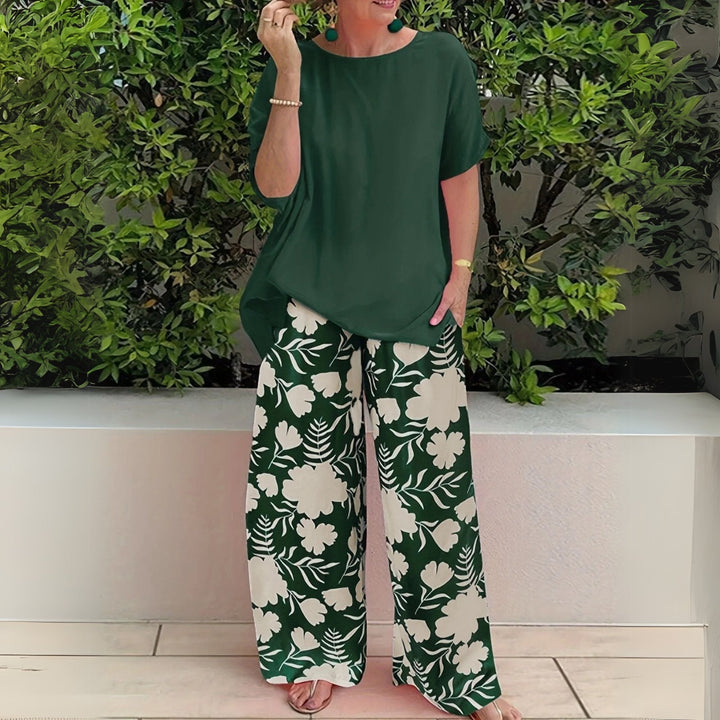 Madison | Plus Size Two-Piece Set Floral Wide-Leg Pants Relaxed Top