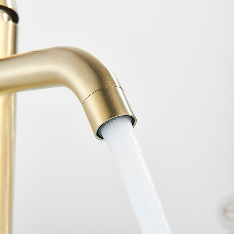 Armes - Robinet Cascade en Laiton Vintage